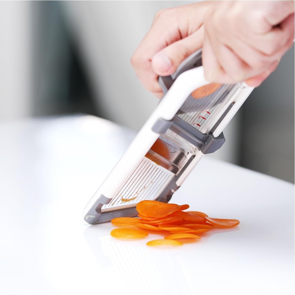 Handheld Mandoline Slicer for Kitchen - Adjustable 3-Thickness Vegetable Slic...