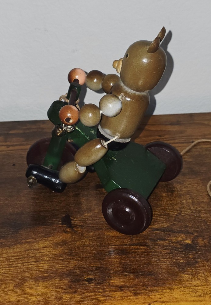 Vintage Wooden Pull Toy Beaded Bear EUC
