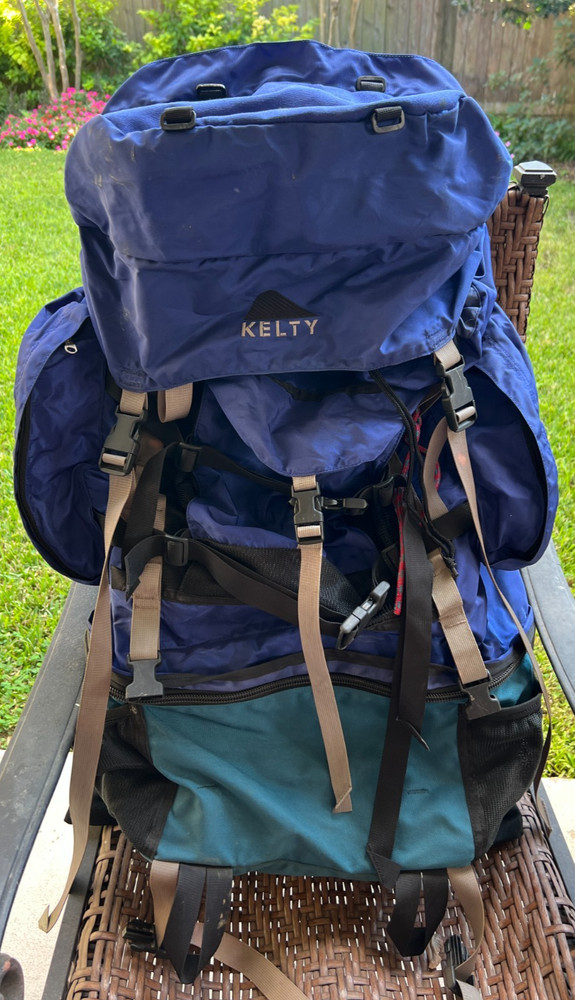 Kelty Arapaho Multi-Day Backpack Hiking Adjustable Straps Internal Frame