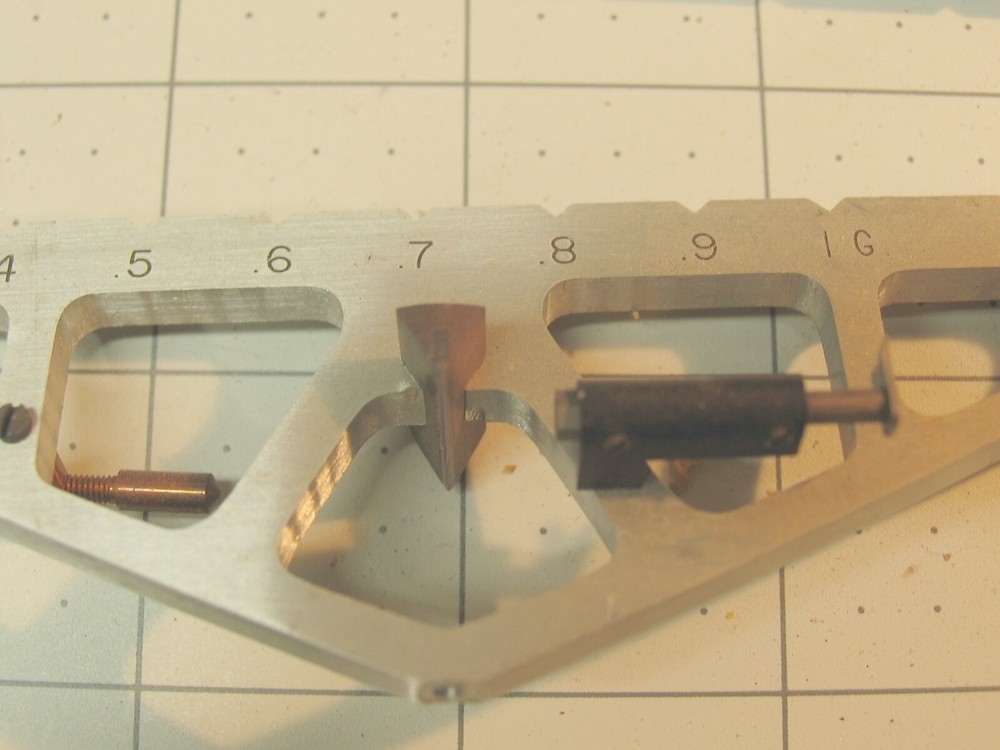 Lot Of 2 scale Beams