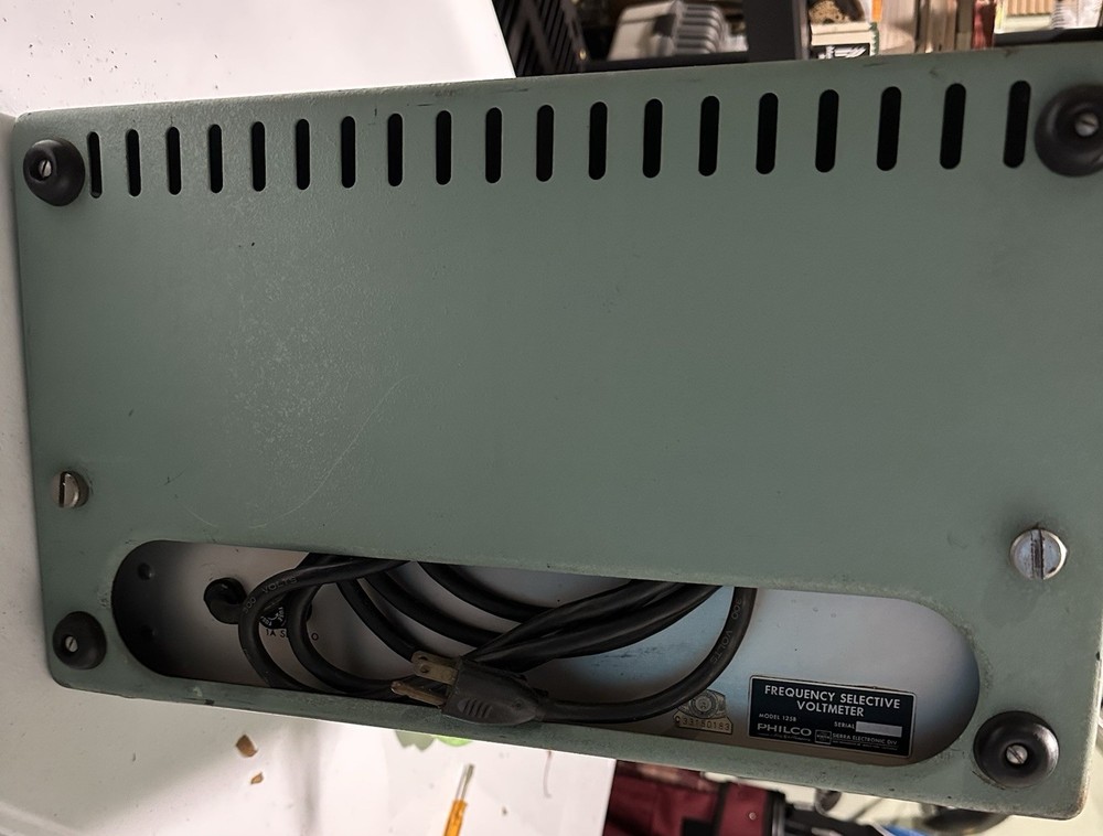 Philco Sierra Model 125B Frequency Selective Voltmeter – Untested