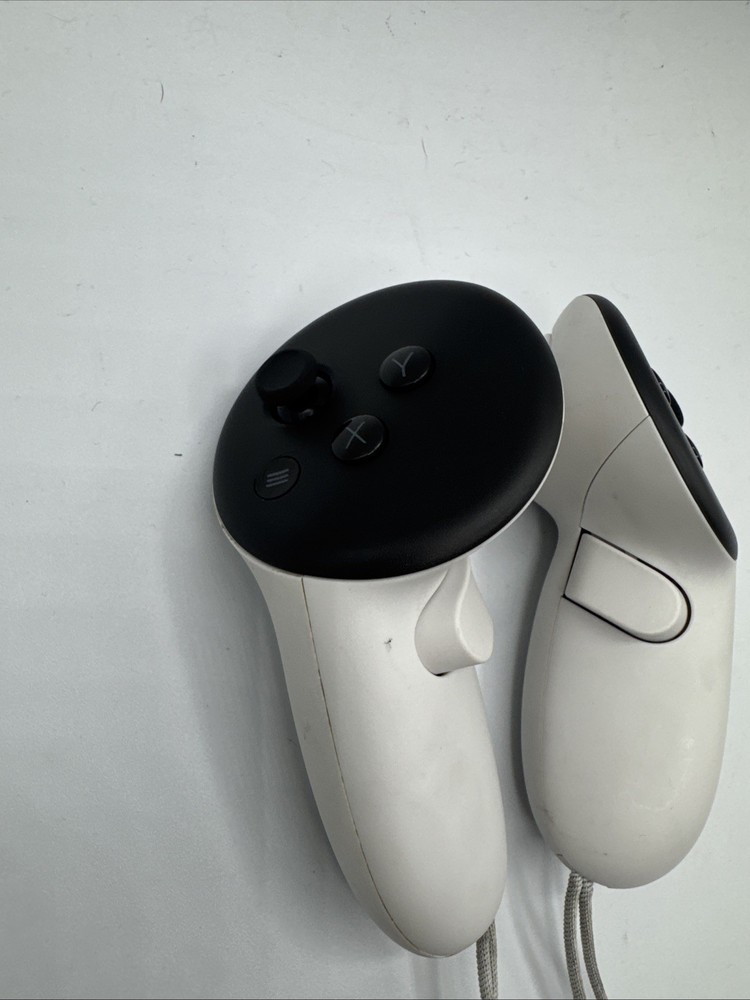 Meta Oculus Quest 3/3S VR Left & Right Controllers Pair ONLY