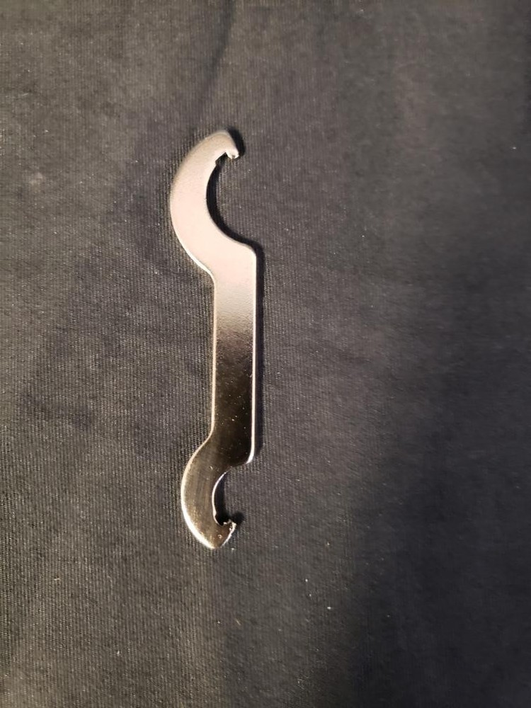 FOWLER DIAL CALIPER & MICROMETER SET (MISSING 6" RULER) (B26003039)