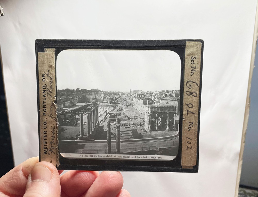 Italy Forum GLASS SLIDE