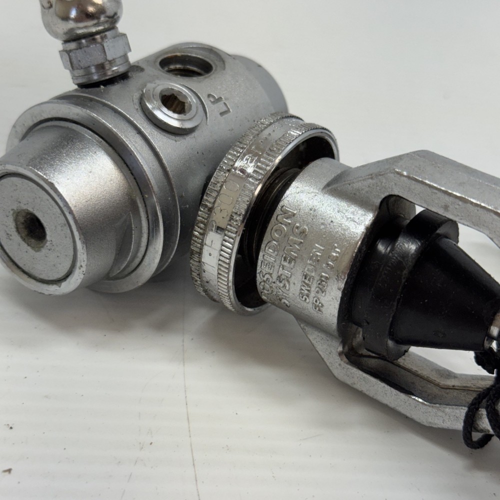 Vintage Poseidon Scuba Regulator Set First & Second Stage w/ Hose – Untested