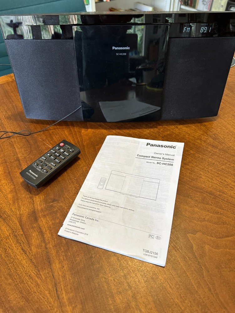 Panasonic SC-HC200 CD Player Compact Stereo System, Complete - Black