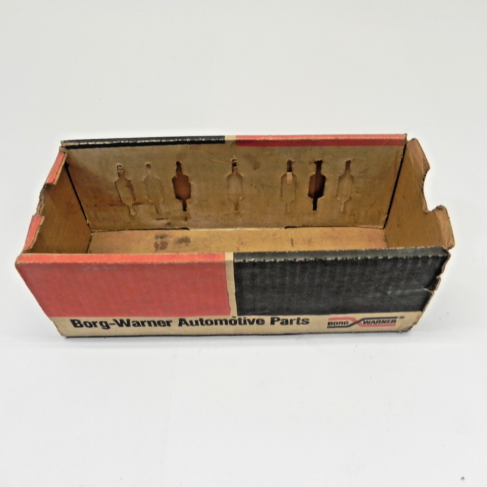 BORG WARNER SHOP SERVICE STATION COMPONENTS CARDBOARD BOX EMPTY DISPLAY USED