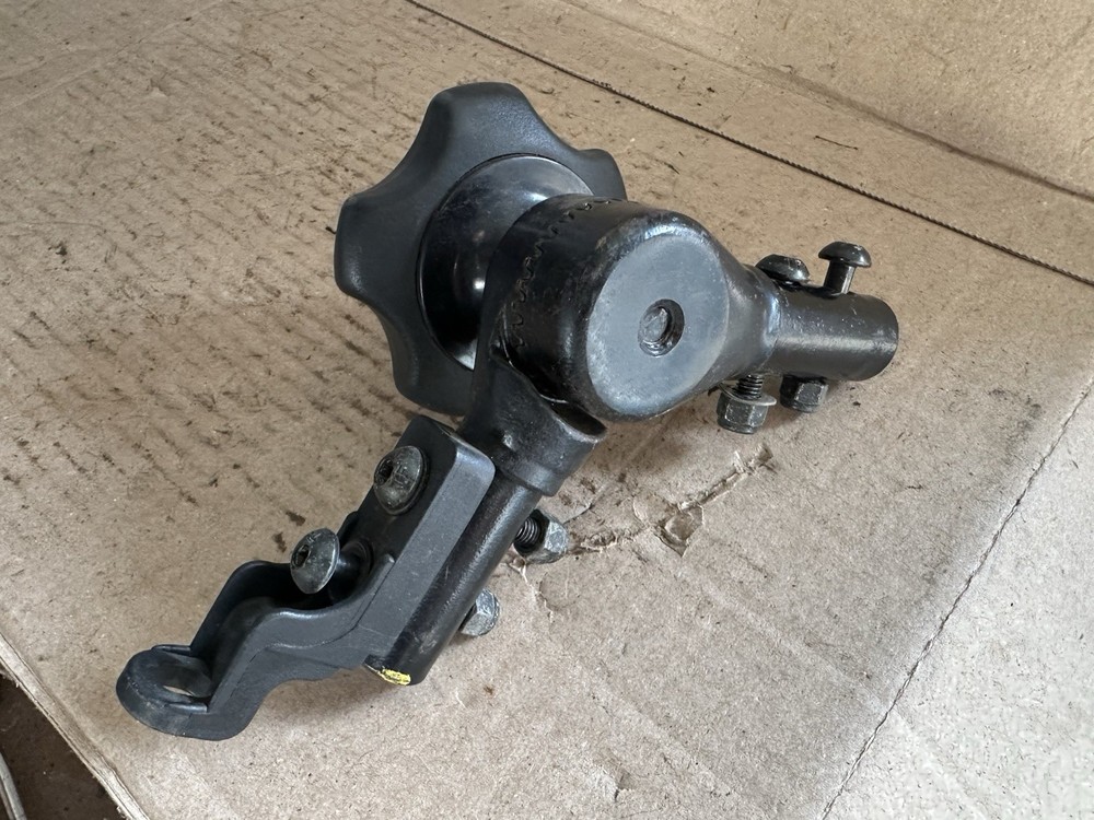 Pihsiang Access Point AXS42 Mobility Scooter Handlebar Mount Joint OEM -01