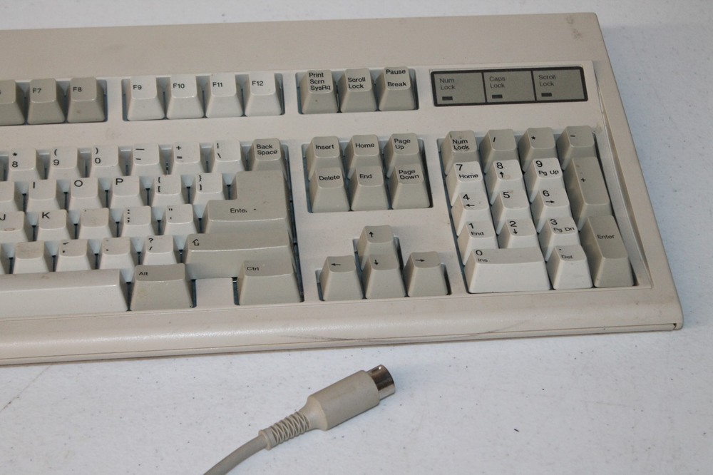 Vintage Key Tronic E03601Q Wired Classic Standard Keyboard