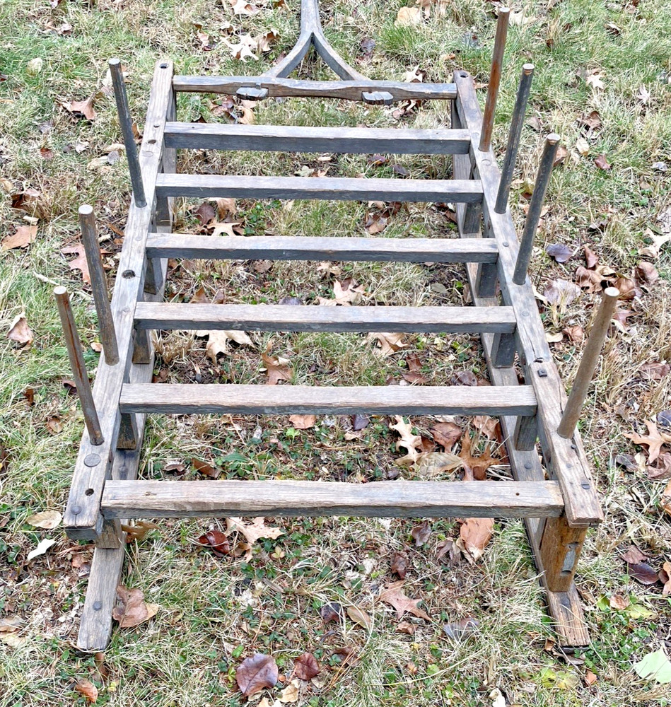 Antique Primitive Country Painted Sled W/Handle
