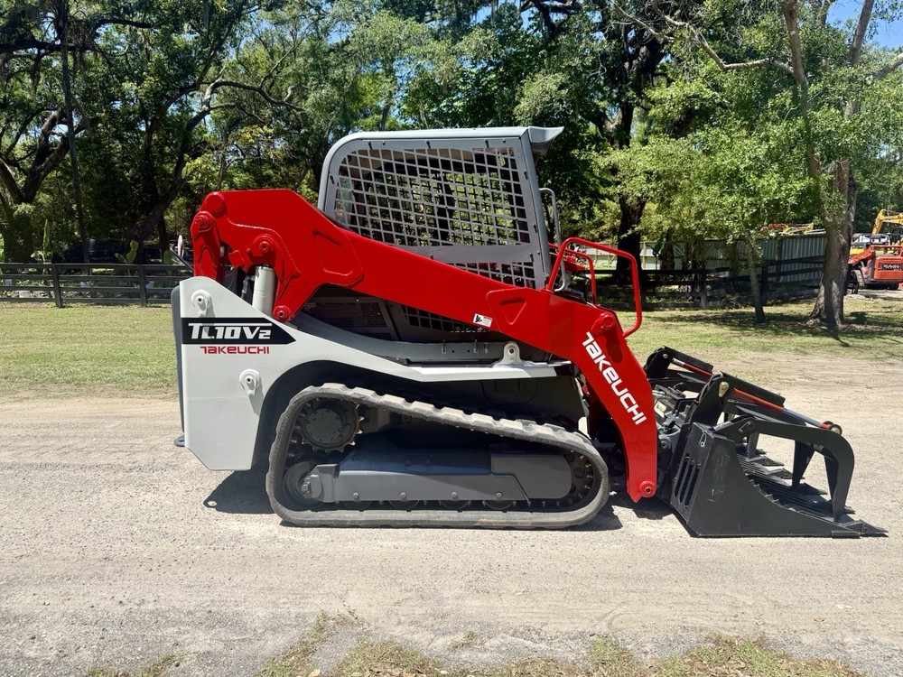 2019 TAKEUCHI TL10V2 SKID STEER TRACK LOADER - JOYSTICK CONTROLS - 2 SPD - QUICK