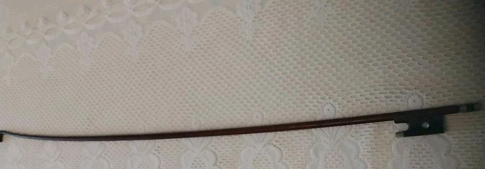 Vintage Unbranded 4/4 Violin Bow good quality