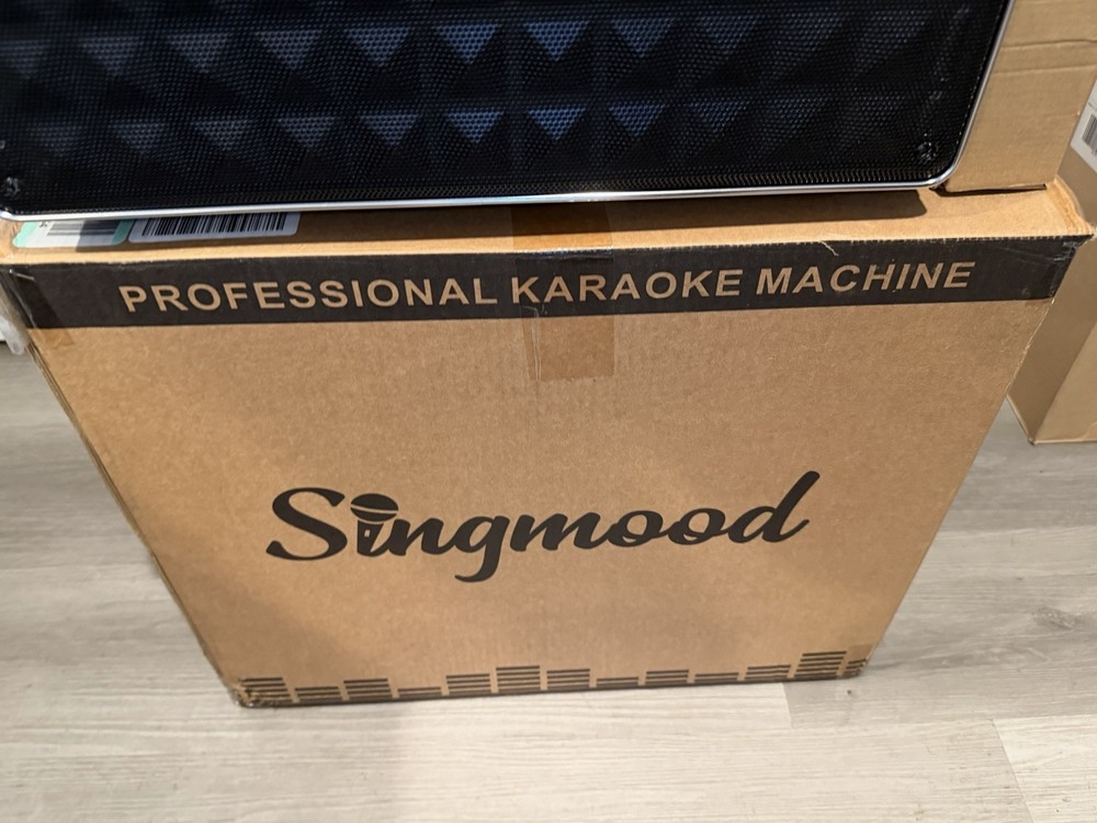 Singwood S68 Karaoke Machine New Open Box
