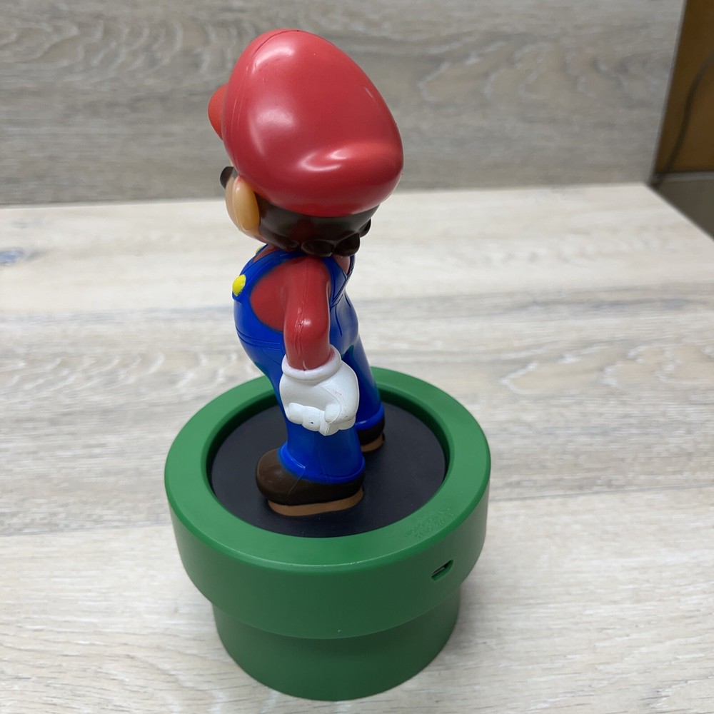 Mario Brothers White Table Top Night Light Runs On AAA Batts Or Micro USB