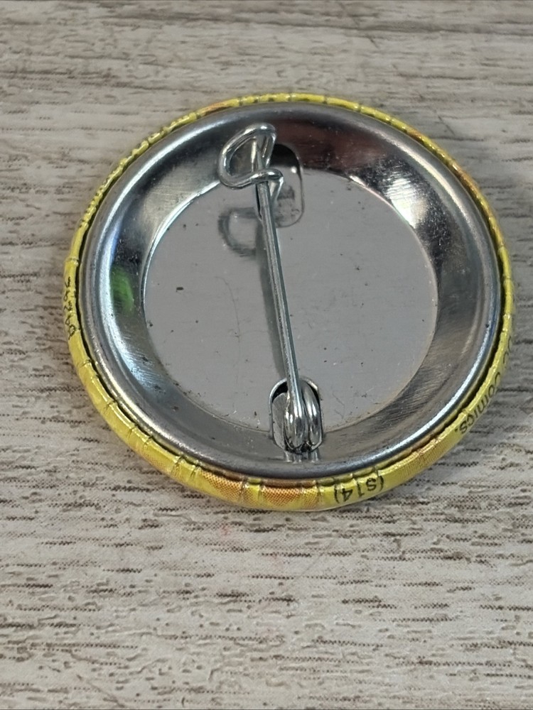 Harley Quinn Graphic Pin Button DC Comics 1.25"