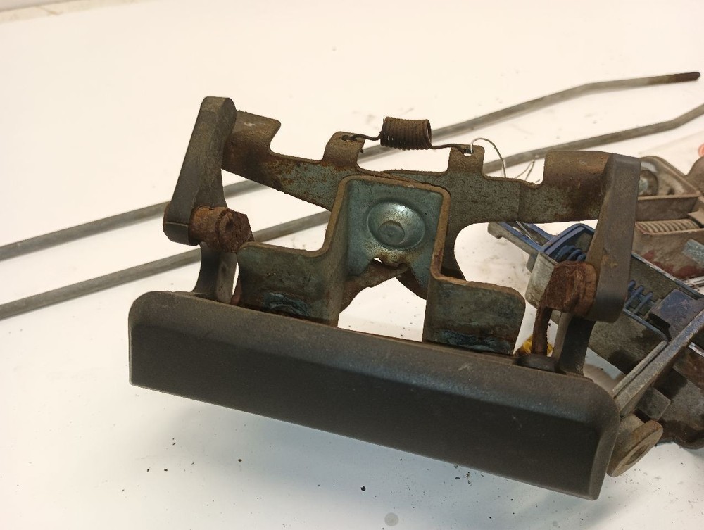 1999 Ranger Tailgate Handle Assembly 12605127