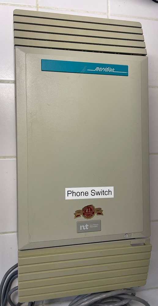 Nortel Norstar-PLUS Modular ICS Phone Switch System