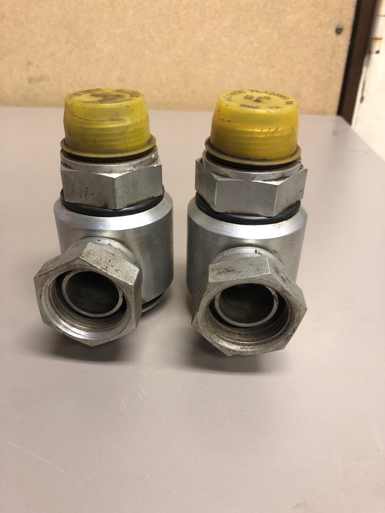 1 1/4" 90 Degree Swivel Fitting