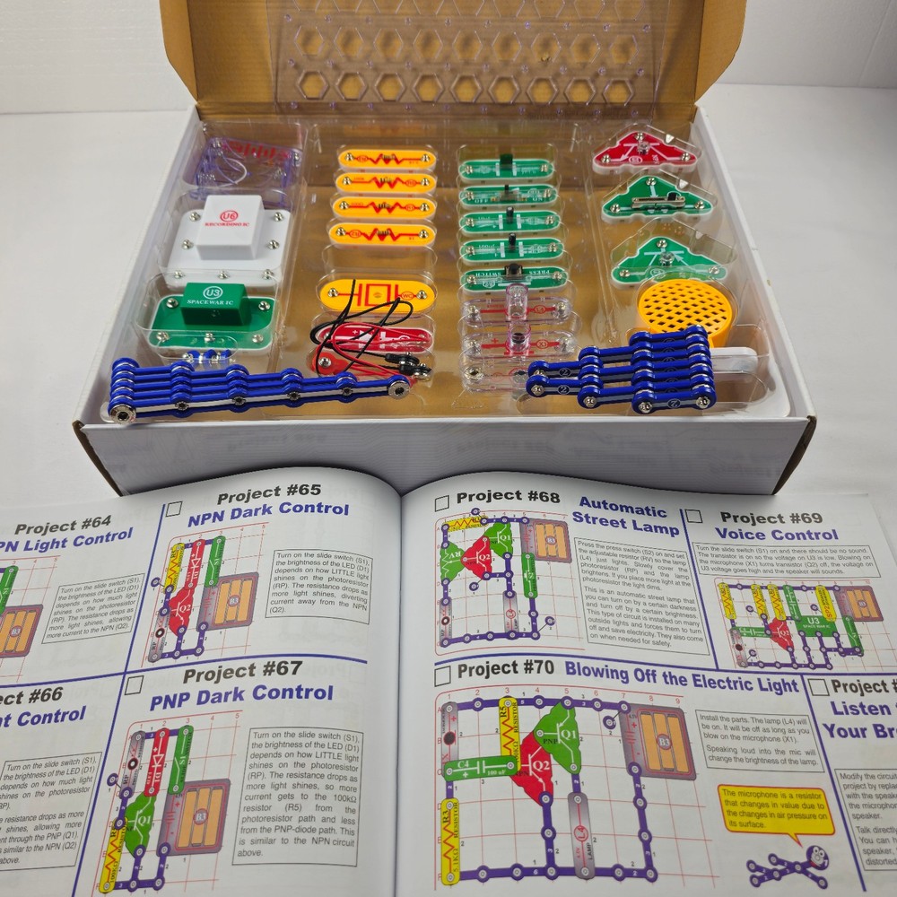 Snap Circuits 203 Elenco Jr. Electronics Kit 200+ Projects Complete w/ Manual