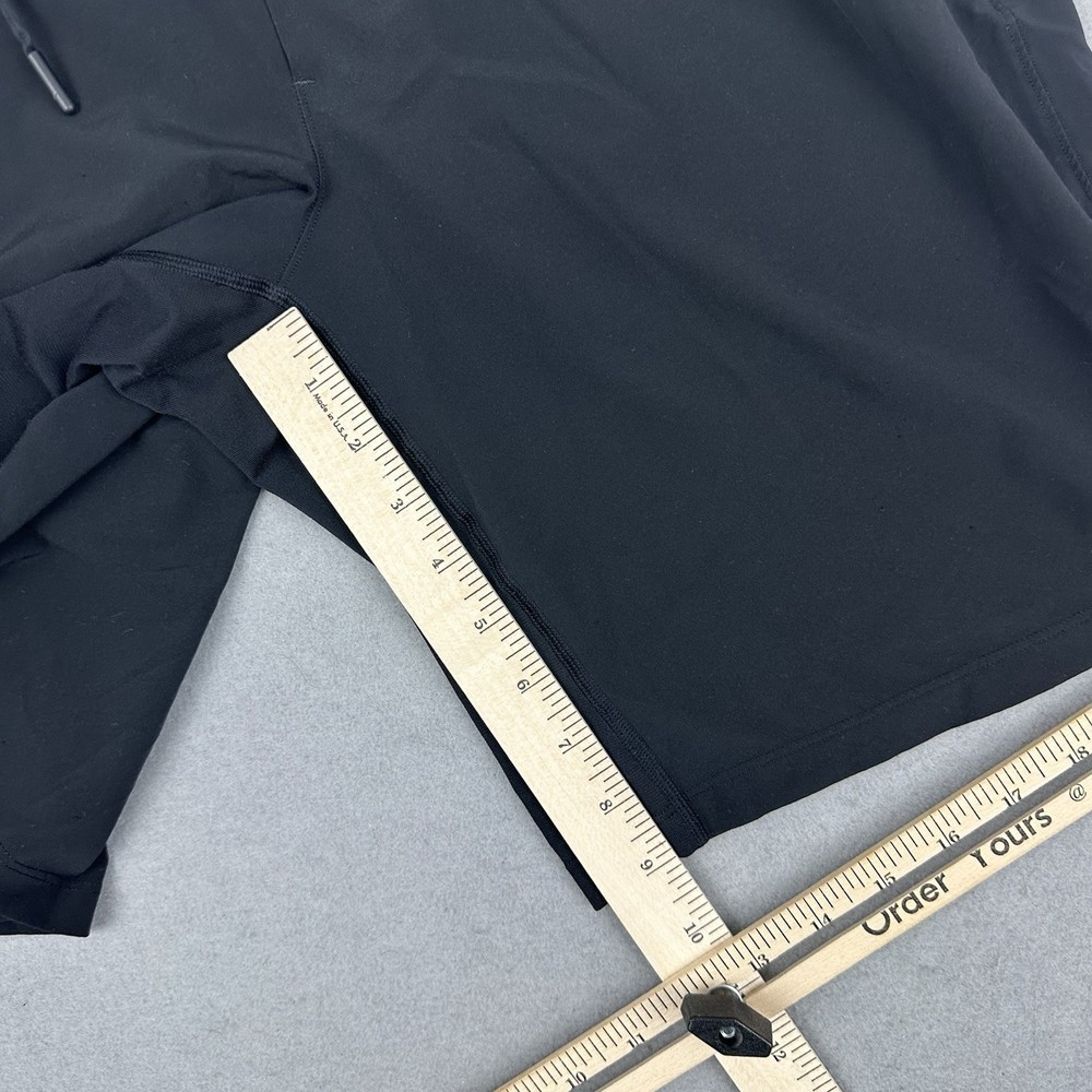 Lululemon Shorts Men Small Black Solid T.H.E Drawstring Pockets Linerless S