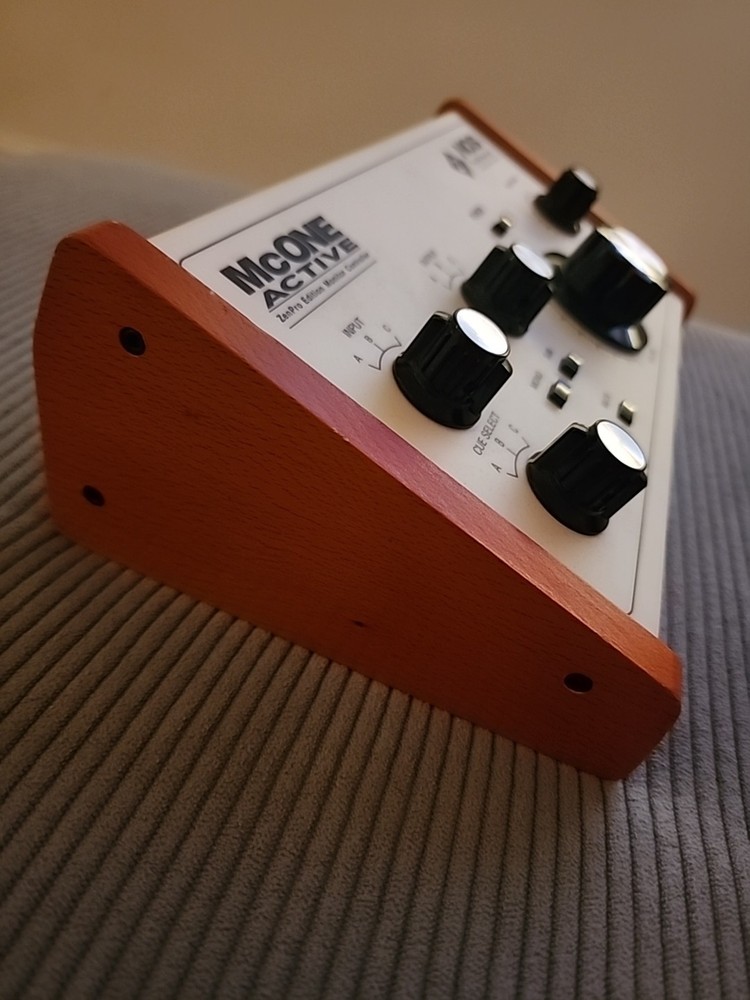 NOS McONE Active Studio Monitor Controller – New Old Sound – Fully Working