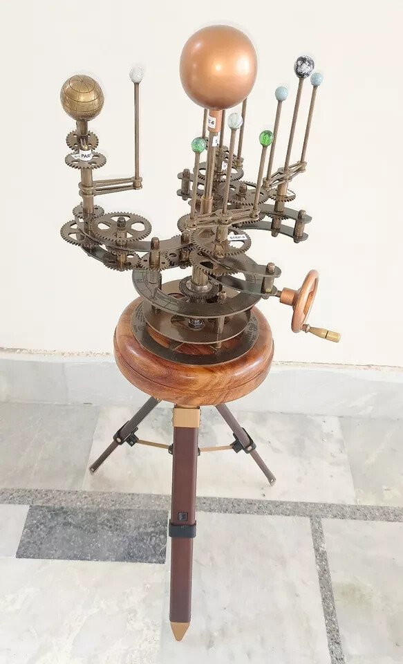 Solar System Celestial Model Fully Functional Antique Look Orrery Saturn Tripod
