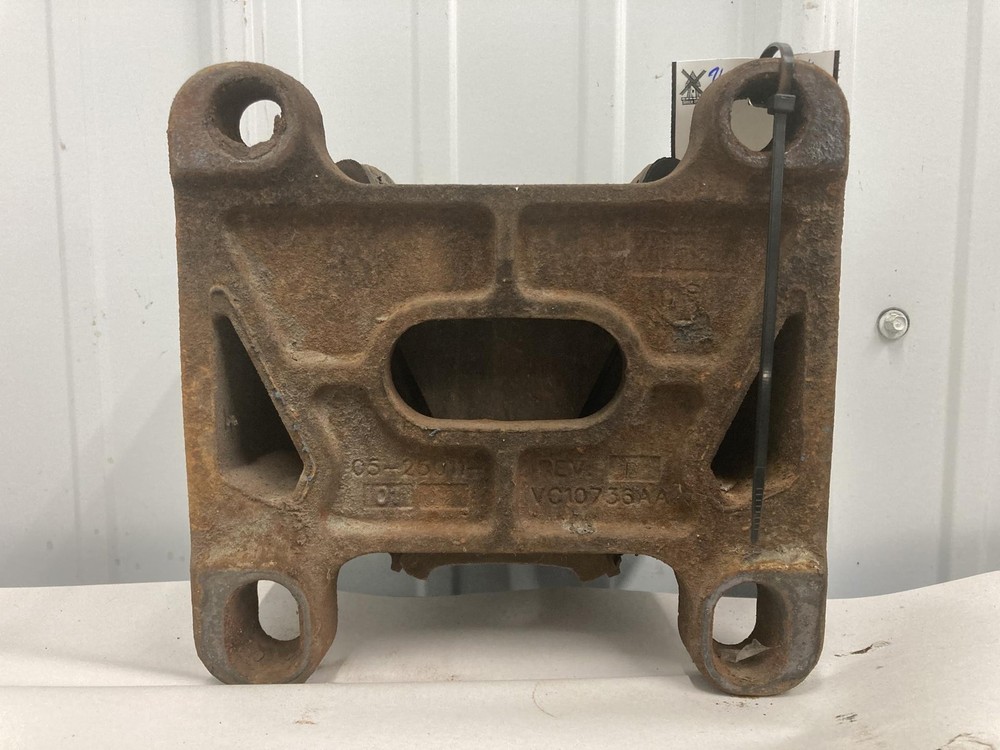 CAT C13 Right/Passenger Engine Mount - Used