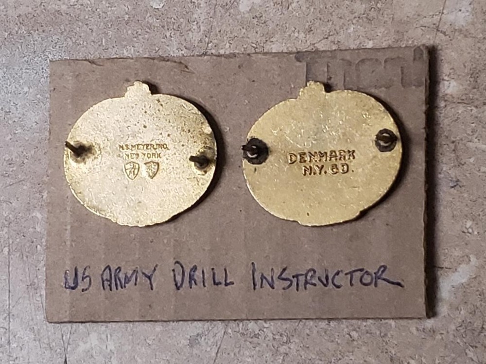 US Army Drill Instructor DUI Crest (Pair)