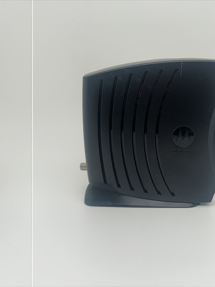 Motorola SURFboard SB5101U - Cable Modem, Input Voltage: + 12VDC ….8