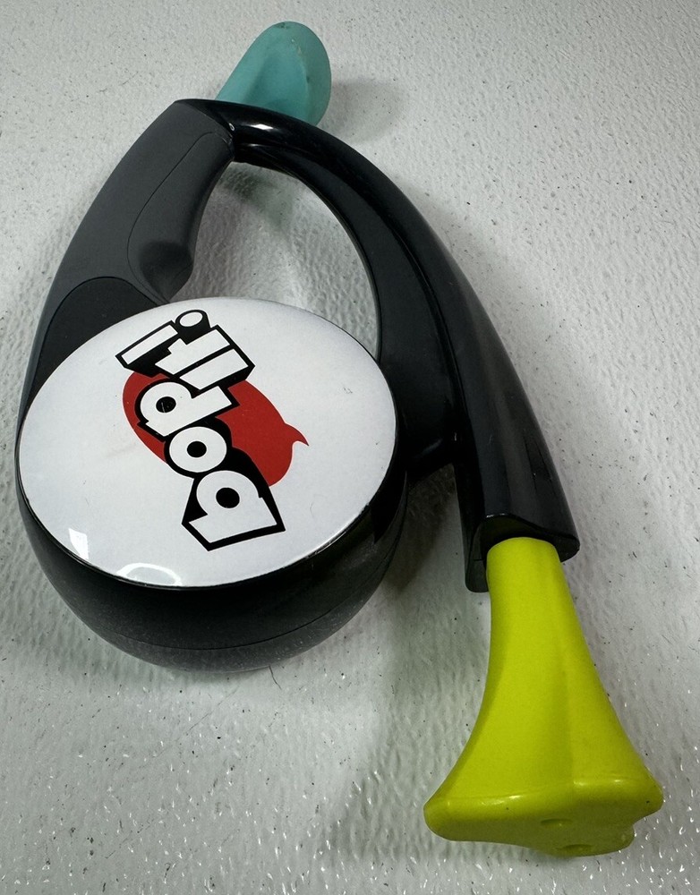 Hasbro Bop It Handheld Electronic Game Toy 2015 - Tested