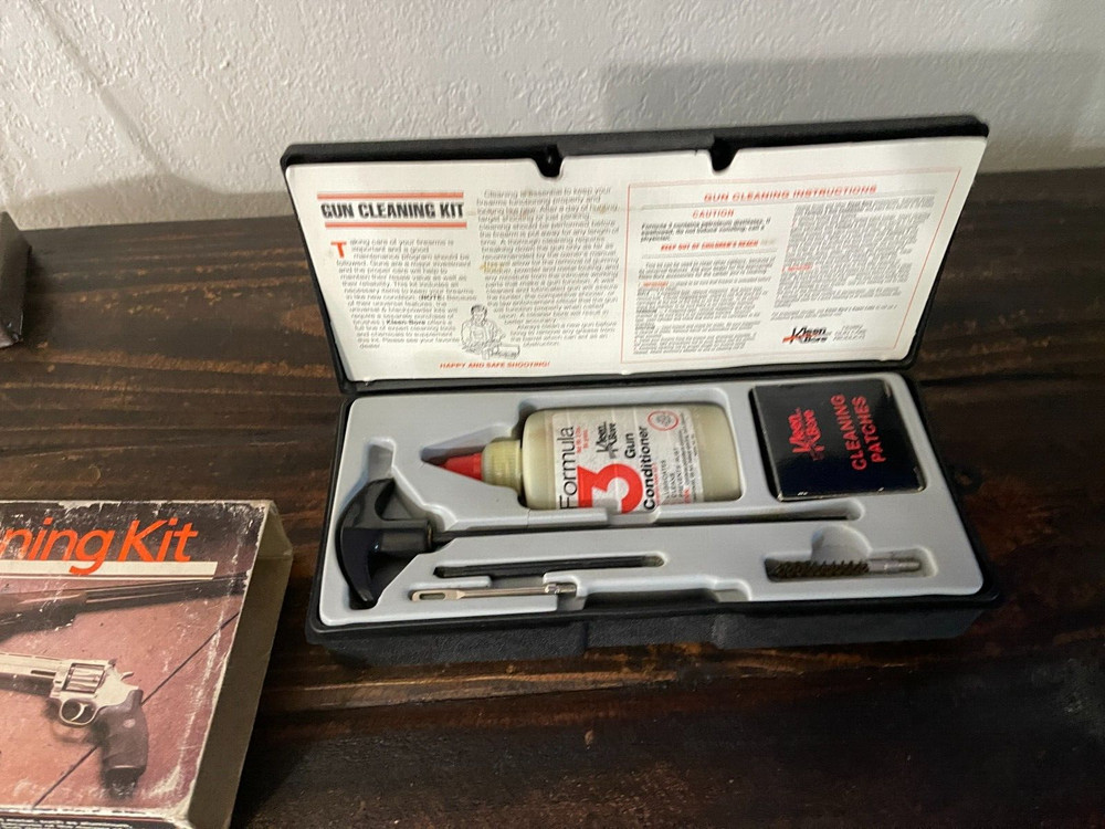 1970s Complete Kleen Bore Gun Cleaning Kit