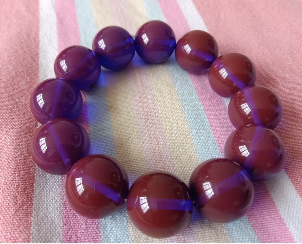 20mm Purple Ghost Beaded Bracelet