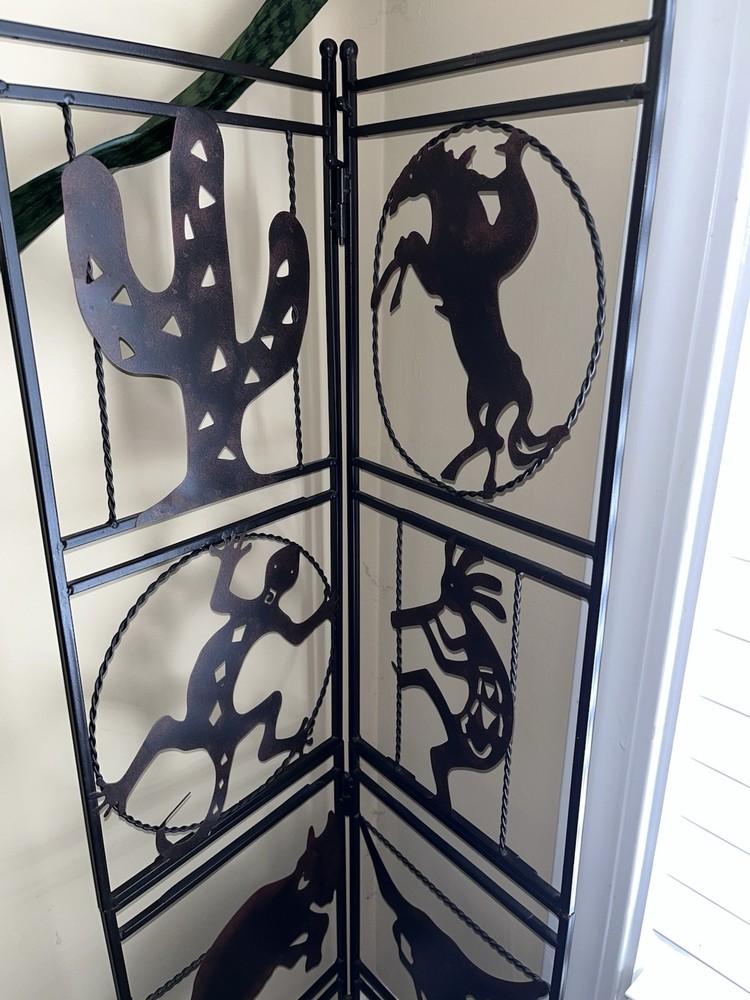 Black Metal Western-Themed Wall Decor corner panel foldable