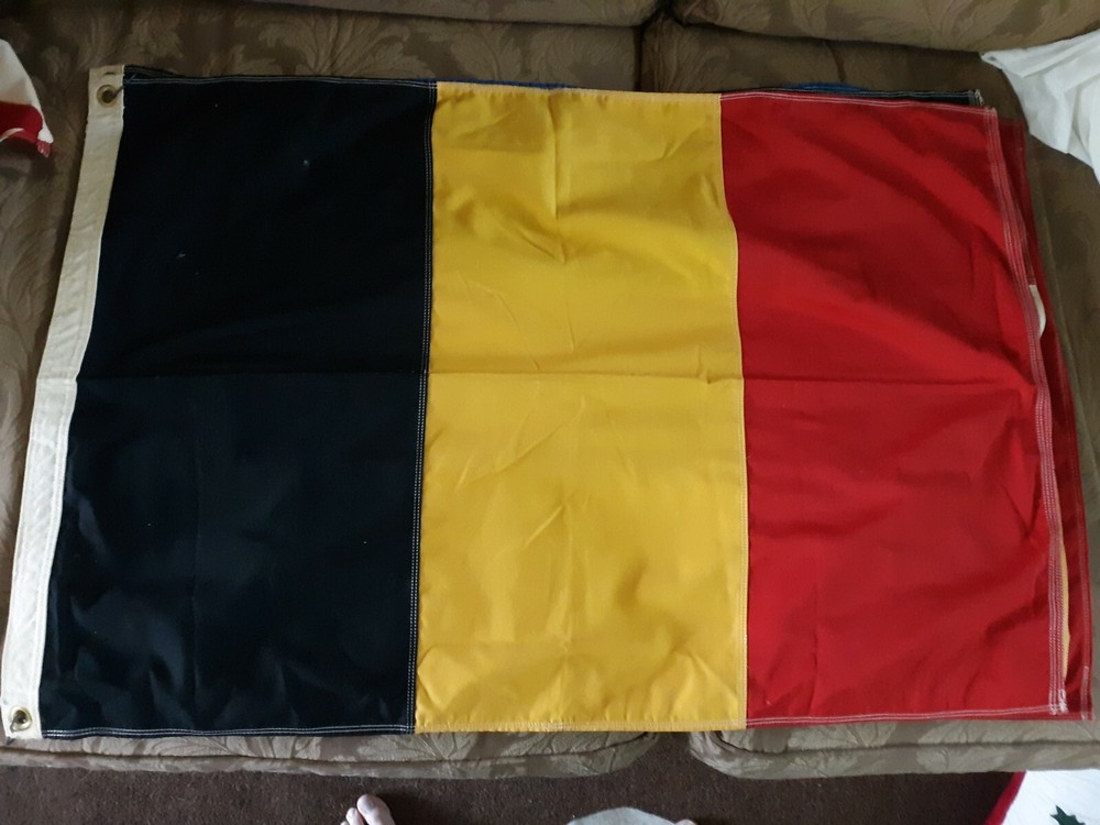 Vintage Belgium CLOTH Flag 2 ft x 3 ft