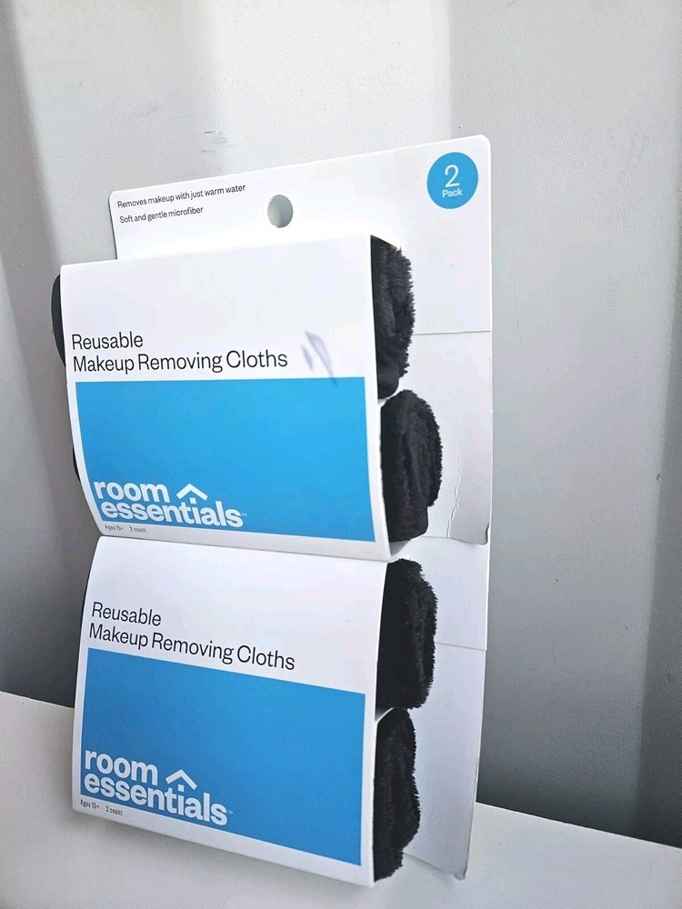 Reusable Makeup removing cloths Room Essentials 4 Pack, Brand New In Package