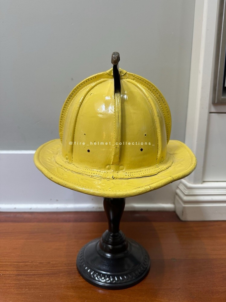 Cairns Leather Fire Helmet Size Small Adjustable