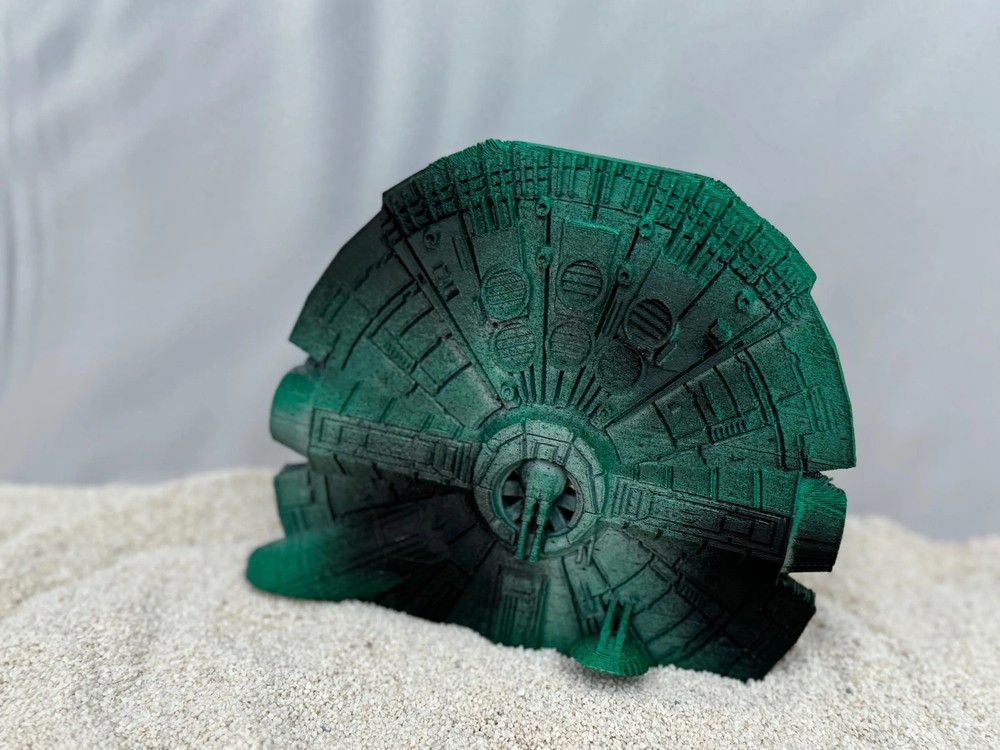 Millennium Falcon Ruins