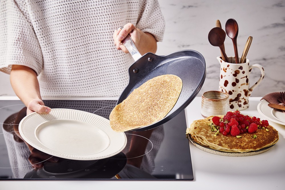 Alva Mastero 10.2-Inch Nonstick Pancake Griddle Pan