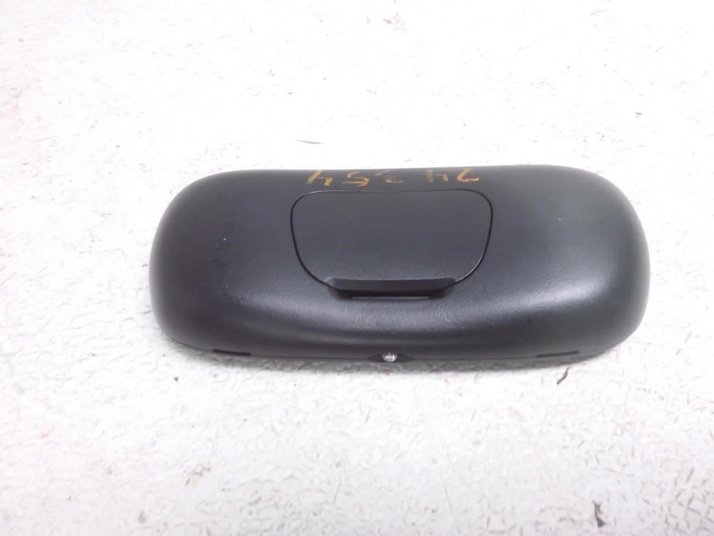 2020 GMC DENALI XL REMOTE FOR ENTERTAINMENT SYSTEM OEM