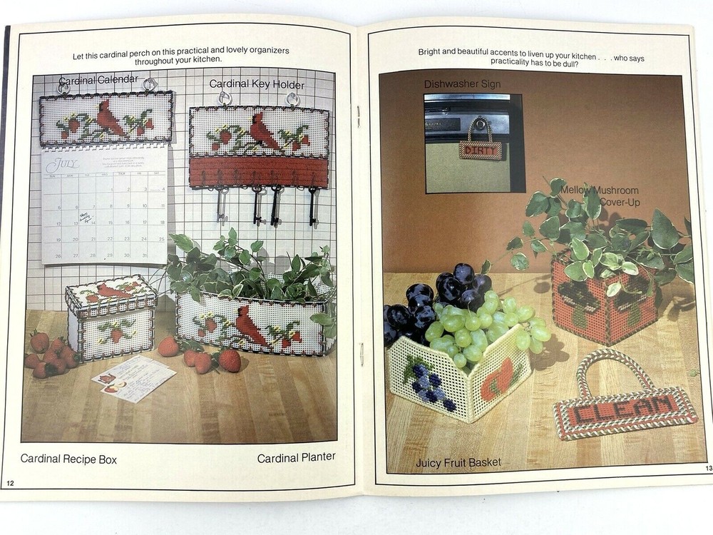 The Kitchen Etc Book Needlework on Plastic Canvas Needlepoint Mrs Putter #7612