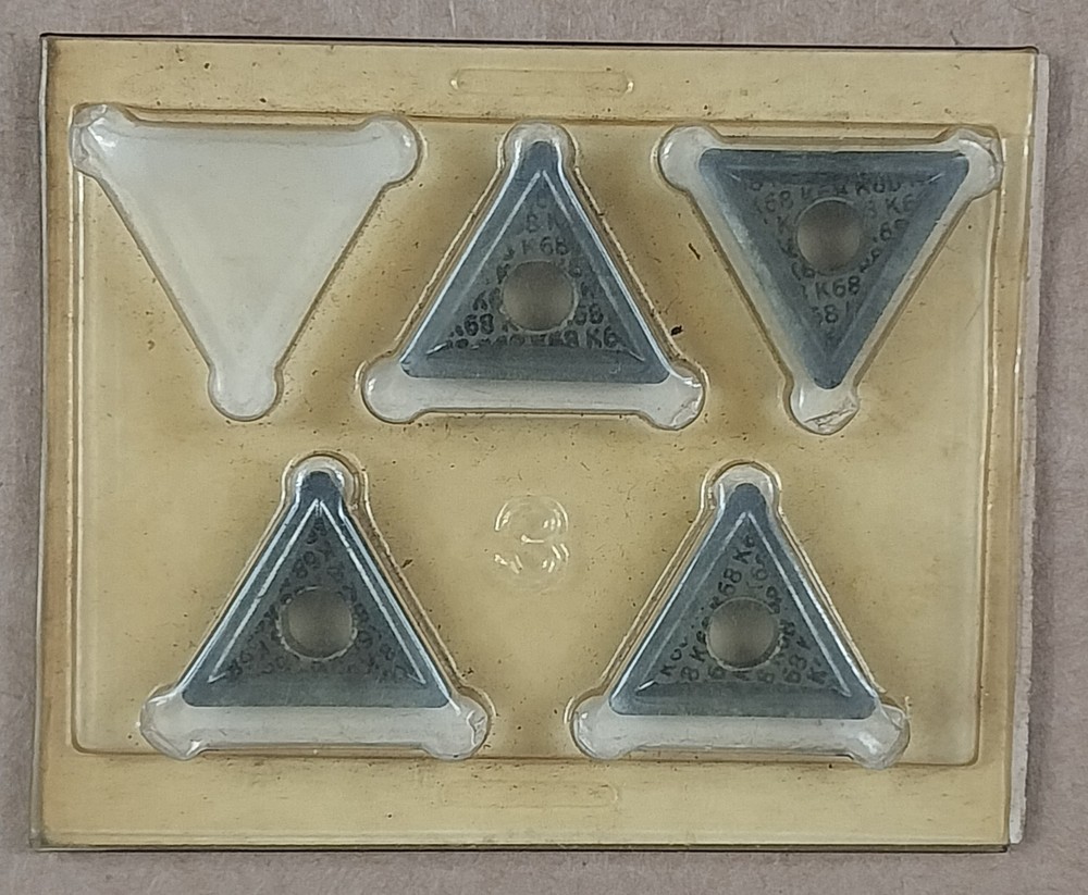 Kennametal TNMP 433 K68 Carbide Inserts 4pc Kenloc Triangle