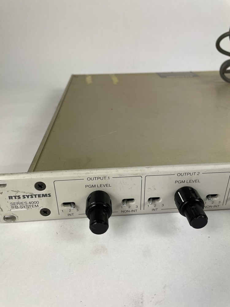 RTS Telex Model 4010 Central Electronics Series 4000 IFB System