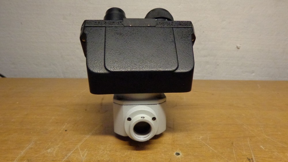 MICROSCOPE head assembly for eye pieces