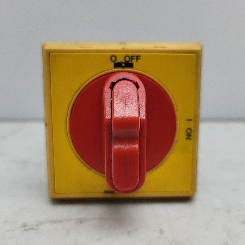 ABB Selector Switch Lockable Bussmann CDNF25A3D Disconnect Switch CDAUX Contact