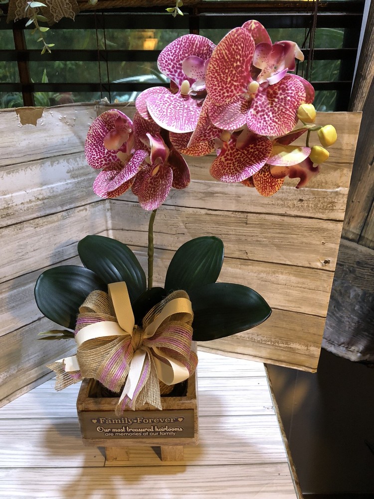 HANDCRAFTED WOODEN BASE WITH POTTED ARTIFICIAL ORCHID