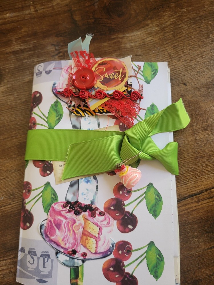 Retro 1950s Boxed Kitchen Journal With Authentic Ads