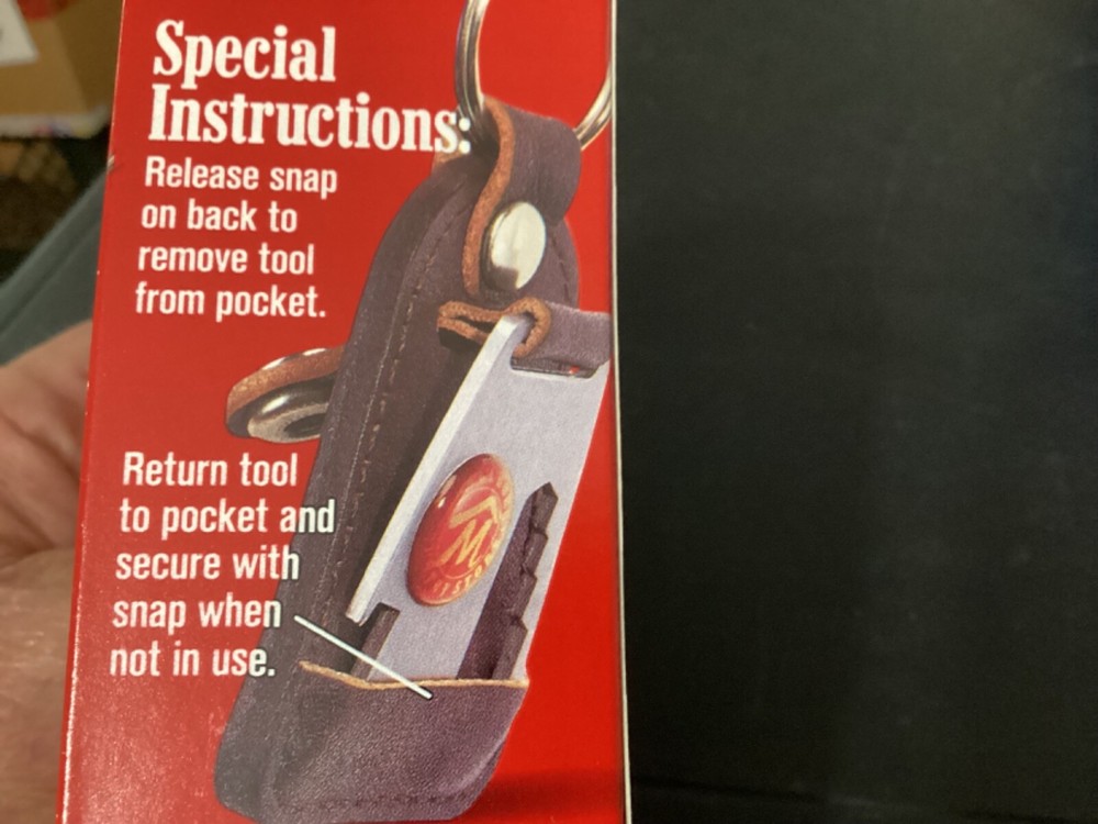 Marlboro Cigarettes 4-Tool Keychain 1994 Advertising Promo Item