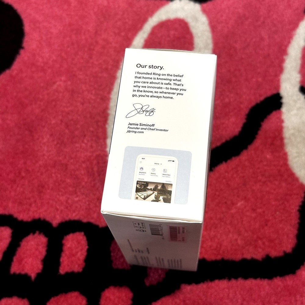 Ring Indoor Cam Plus – Plug-In – Retinal 2K Video