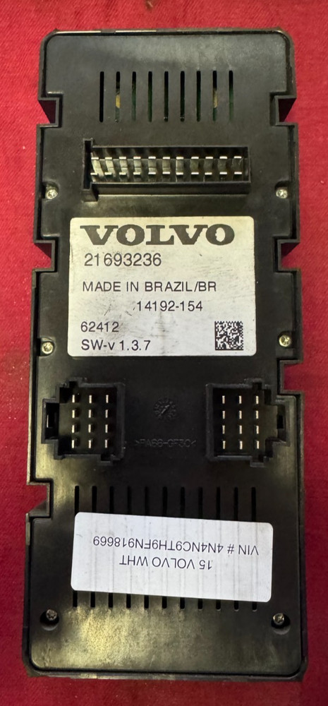 2015 Volvo 21693236 TEMPERATURE CONTROL SWITCH, SLEEPER , ALARM CLOCK, MENU