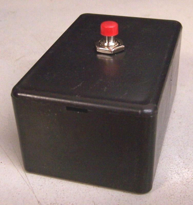 HOPPIN HYDROS Plastic Hydro Hobby & Project Switchbox w/ One Switch